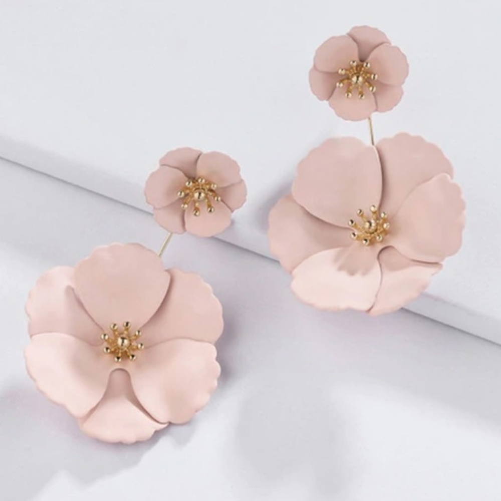 Light Pink Detachable Daisy Flower Drop Earrings